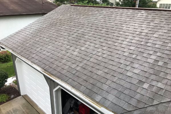 ROOF CLEANING SERVICE IN NEWARK OH 1